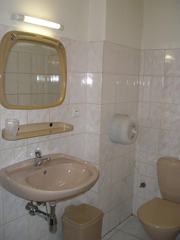 سوكولوف Hotel Global المظهر الخارجي الصورة